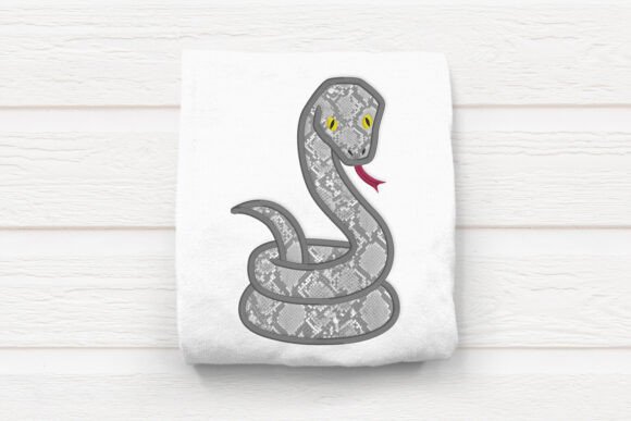 Coiled Snake Applique Embroidery for Seasonal Projects